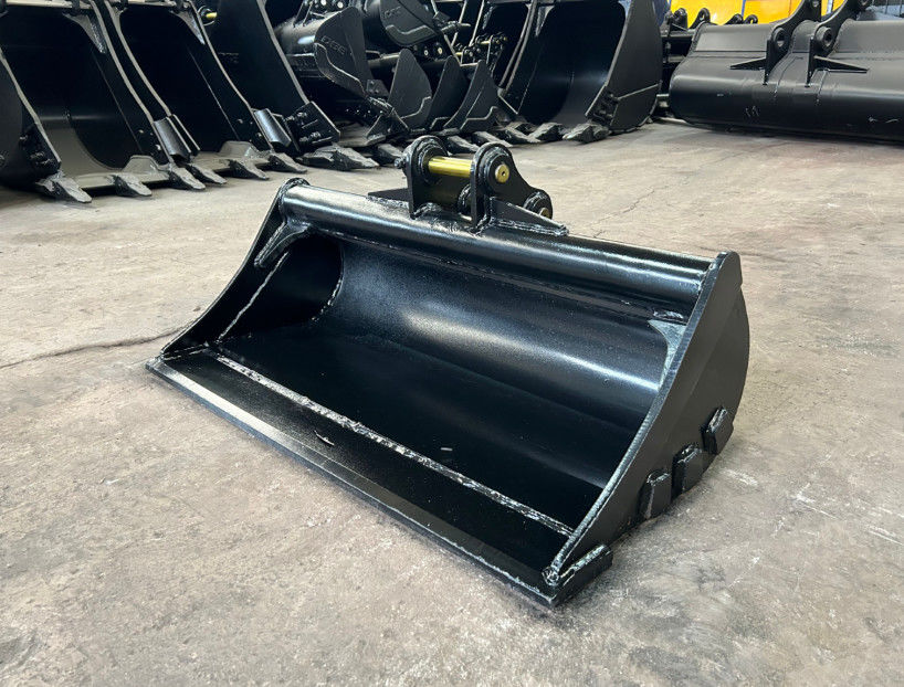 Premium Steel Excavator Mud Bucket For Deep Mud Excavation And Site Cleaning