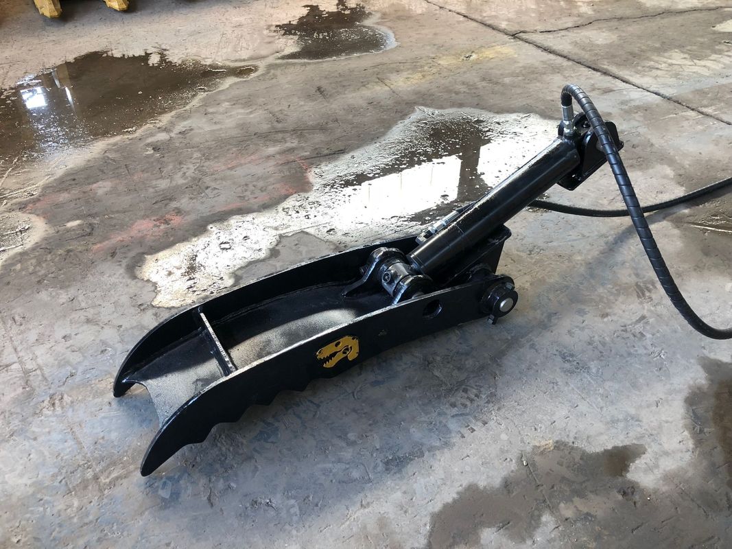 Easy Installation Excavator Bucket Thumb HARDOX450/500 For Construction Works