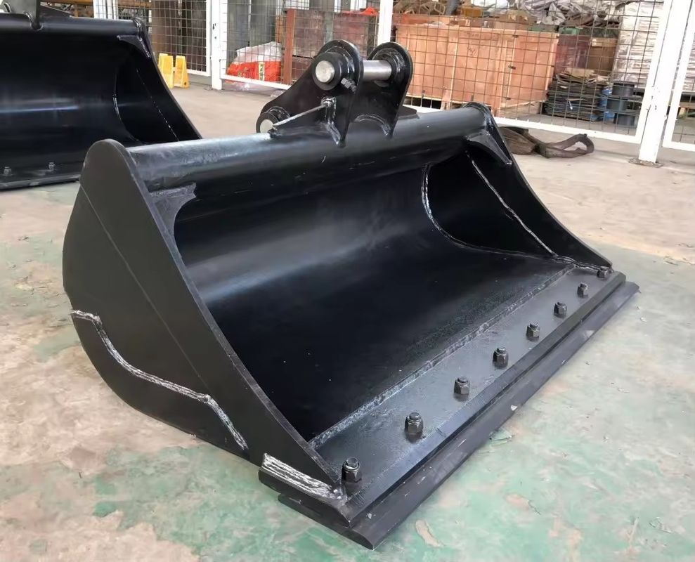 Versatile Excavator Mud Bucket With Screed Base And Heavy Duty Bolt-On Bucket Blade